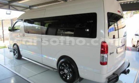 Acheter Occasion Voiture Toyota Hiace Vert à Hlotse, Leribe Acheter Occasion Voiture Toyota Hiace Vert à Hlotse, Leribe