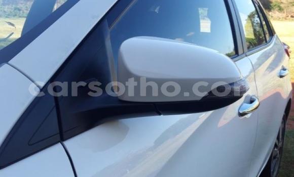 Acheter Occasion Voiture Toyota Yaris Blanc à Maseru, Maseru Acheter Occasion Voiture Toyota Yaris Blanc à Maseru, Maseru