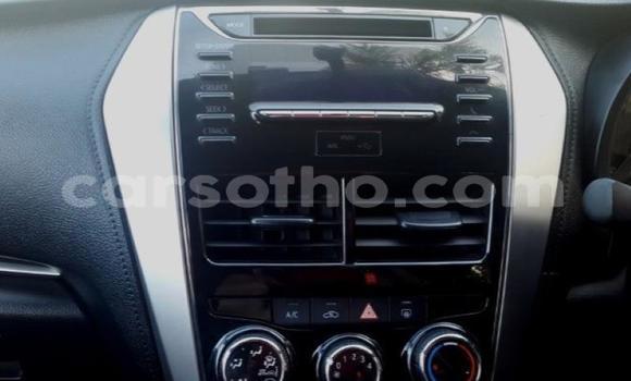 Acheter Occasion Voiture Toyota Yaris Blanc à Maseru, Maseru Acheter Occasion Voiture Toyota Yaris Blanc à Maseru, Maseru