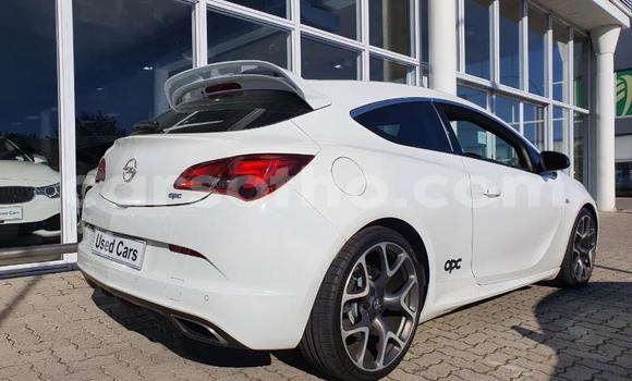 Buy Used Opel Corsa White Car in Maseru in Maseru Buy Used Opel Corsa White Car in Maseru in Maseru