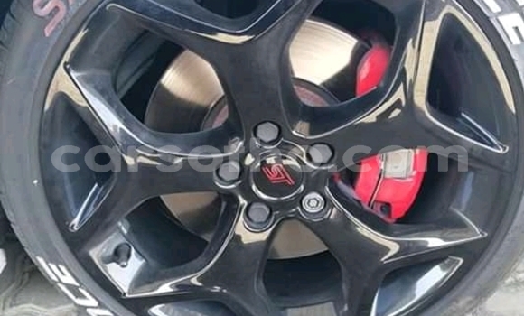 Sayi Na hannu Ford Focus White Mota in Maseru a Maseru Sayi Na hannu Ford Focus White Mota in Maseru a Maseru