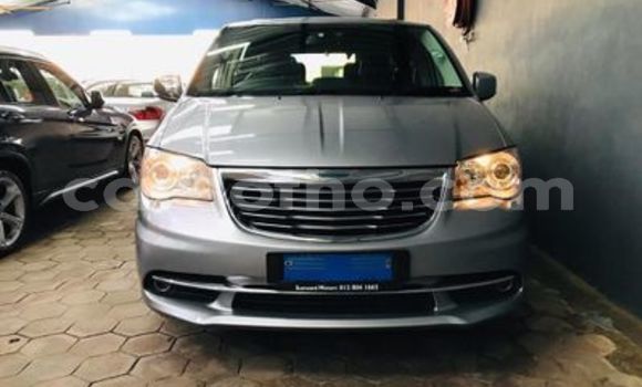 Sayi Na hannu Chrysler Voyager Silver Mota in Maseru a Maseru
