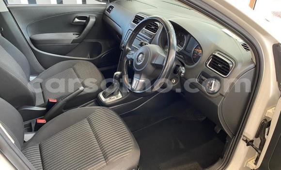 Acheter Occasion Voiture Volkswagen Polo Blanc à Maseru, Maseru Acheter Occasion Voiture Volkswagen Polo Blanc à Maseru, Maseru