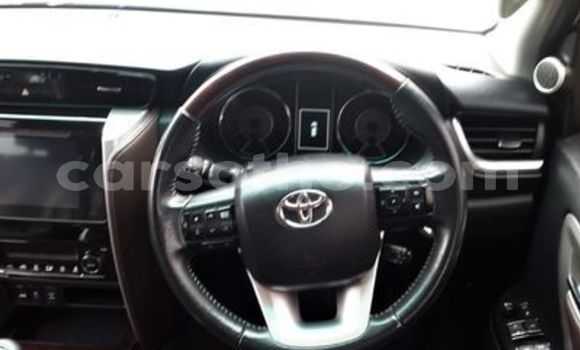 Buy Used Toyota Fortuner White Car in Maseru in Maseru Buy Used Toyota Fortuner White Car in Maseru in Maseru