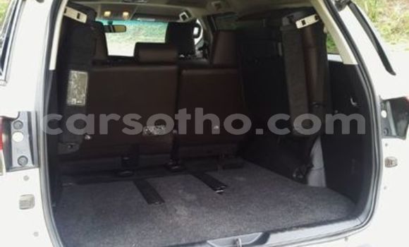 Buy Used Toyota Fortuner White Car in Maseru in Maseru Buy Used Toyota Fortuner White Car in Maseru in Maseru