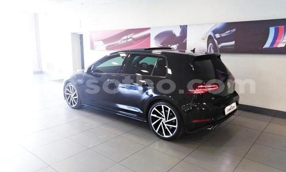 Buy Used Volkswagen Golf R Black Car in Maseru in Maseru Buy Used Volkswagen Golf R Black Car in Maseru in Maseru