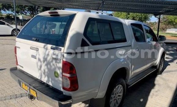Acheter Occasion Voiture Toyota Hilux Blanc à Maseru, Maseru Acheter Occasion Voiture Toyota Hilux Blanc à Maseru, Maseru