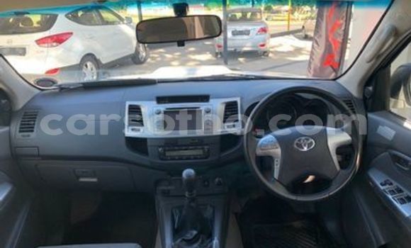 Acheter Occasion Voiture Toyota Hilux Blanc à Maseru, Maseru Acheter Occasion Voiture Toyota Hilux Blanc à Maseru, Maseru