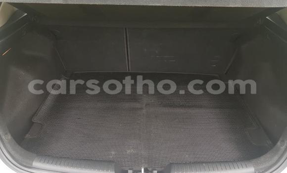 Buy Used Kia Cerato White Car in Maseru in Maseru Buy Used Kia Cerato White Car in Maseru in Maseru