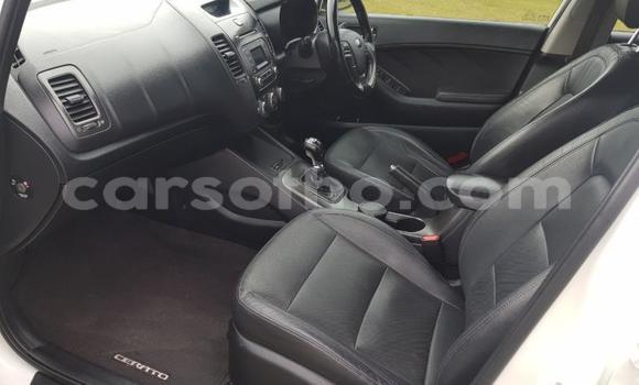 Buy Used Kia Cerato White Car in Maseru in Maseru Buy Used Kia Cerato White Car in Maseru in Maseru