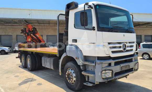 اشتري مستعمل Mercedes‒Benz Truck White شاحنة في Maseru في Maseru اشتري مستعمل Mercedes‒Benz Truck White شاحنة في Maseru في Maseru