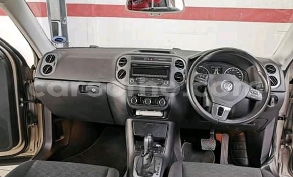 Sayi Na hannu Volkswagen Tiguan Silver Mota in Maseru a Maseru Sayi Na hannu Volkswagen Tiguan Silver Mota in Maseru a Maseru