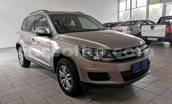 Sayi Na hannu Volkswagen Tiguan Silver Mota in Maseru a Maseru Sayi Na hannu Volkswagen Tiguan Silver Mota in Maseru a Maseru