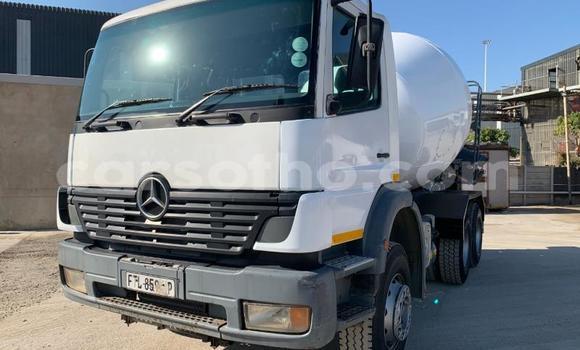 Sayi Na hannu Mercedes‒Benz 2628 White Babbar mota in Maseru a Maseru Sayi Na hannu Mercedes‒Benz 2628 White Babbar mota in Maseru a Maseru