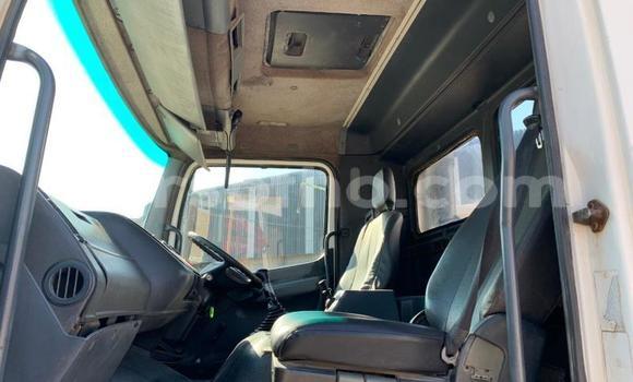 Sayi Na hannu Mercedes‒Benz 2628 White Babbar mota in Maseru a Maseru Sayi Na hannu Mercedes‒Benz 2628 White Babbar mota in Maseru a Maseru