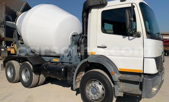 Sayi Na hannu Mercedes‒Benz 2628 White Babbar mota in Maseru a Maseru Sayi Na hannu Mercedes‒Benz 2628 White Babbar mota in Maseru a Maseru