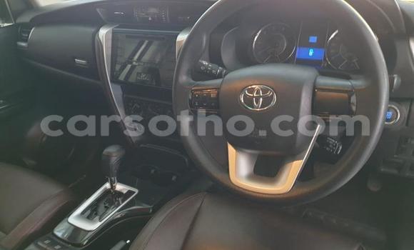 Buy Used Toyota Fortuner White Car in Maseru in Maseru Buy Used Toyota Fortuner White Car in Maseru in Maseru