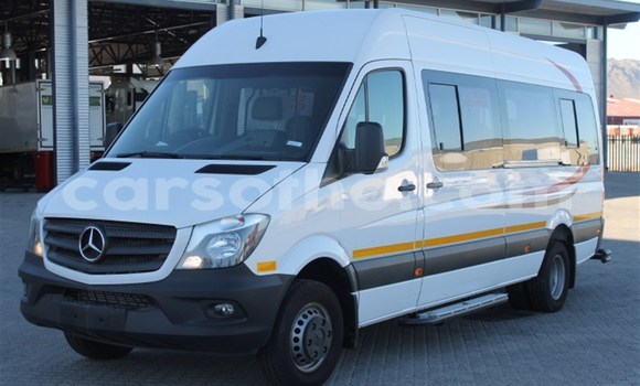 اشتري مستعمل Mercedes‒Benz Sprinter White شاحنة في Quthing في Butha-Buthe اشتري مستعمل Mercedes‒Benz Sprinter White شاحنة في Quthing في Butha-Buthe