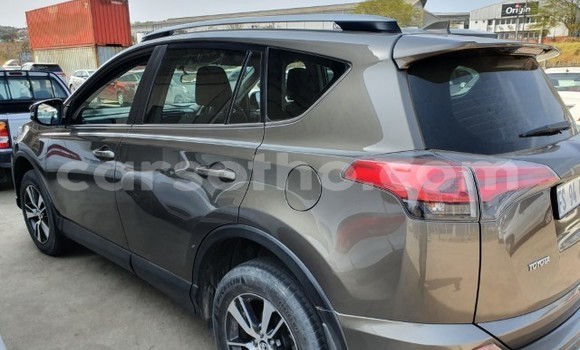 اشتري مستعمل Toyota RAV4 Silver سيارة في Butha–Buthe في Thaba-Tseka اشتري مستعمل Toyota RAV4 Silver سيارة في Butha–Buthe في Thaba-Tseka