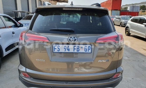 اشتري مستعمل Toyota RAV4 Silver سيارة في Butha–Buthe في Thaba-Tseka اشتري مستعمل Toyota RAV4 Silver سيارة في Butha–Buthe في Thaba-Tseka