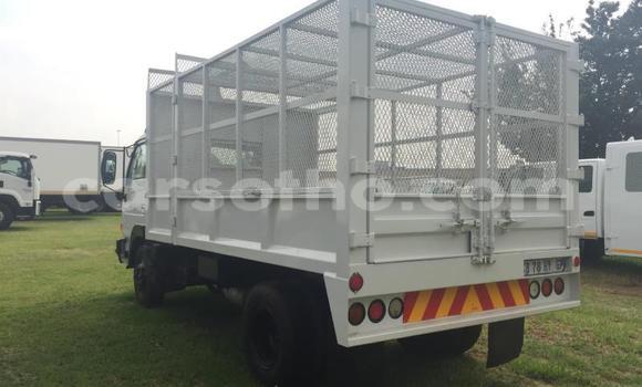 Acheter Occasion Utilitaire Toyota Dyna Blanc à Maseru, Maseru Acheter Occasion Utilitaire Toyota Dyna Blanc à Maseru, Maseru