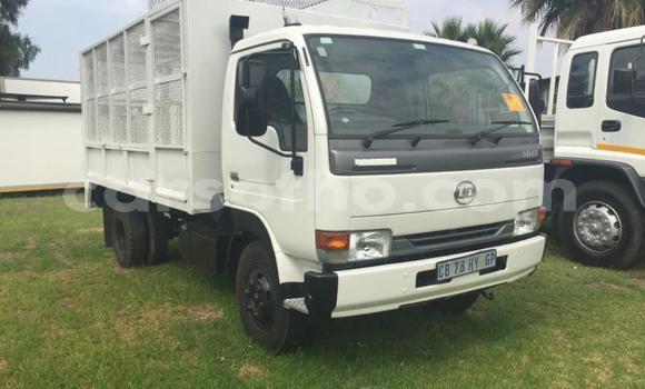 Acheter Occasion Utilitaire Toyota Dyna Blanc à Maseru, Maseru Acheter Occasion Utilitaire Toyota Dyna Blanc à Maseru, Maseru
