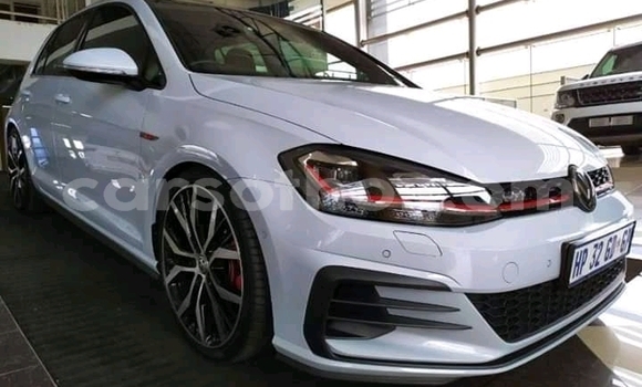 Buy Used Volkswagen Golf R White Car in Maseru in Maseru Buy Used Volkswagen Golf R White Car in Maseru in Maseru