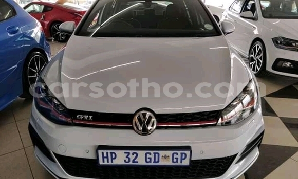 Buy Used Volkswagen Golf R White Car in Maseru in Maseru Buy Used Volkswagen Golf R White Car in Maseru in Maseru