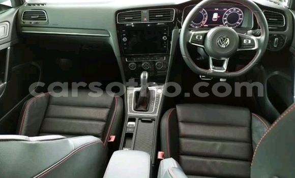 Buy Used Volkswagen Golf R White Car in Maseru in Maseru Buy Used Volkswagen Golf R White Car in Maseru in Maseru