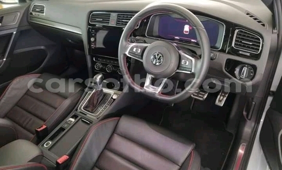 Buy Used Volkswagen Golf R White Car in Maseru in Maseru Buy Used Volkswagen Golf R White Car in Maseru in Maseru