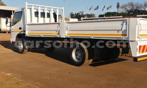 Acheter Occasion Utilitaire Mitsubishi Van Blanc à Maseru, Maseru Acheter Occasion Utilitaire Mitsubishi Van Blanc à Maseru, Maseru