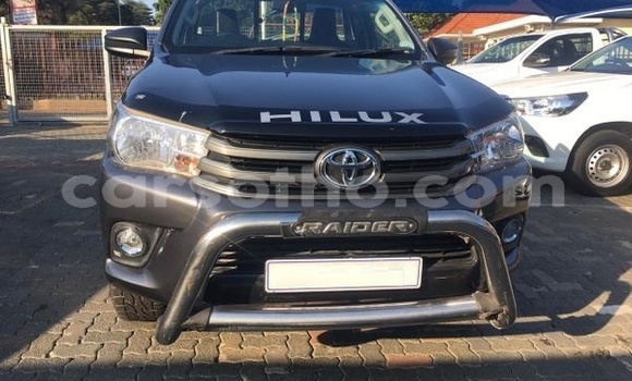 Buy Used Toyota Hilux Silver Car in Maputsoa in Leribe Buy Used Toyota Hilux Silver Car in Maputsoa in Leribe