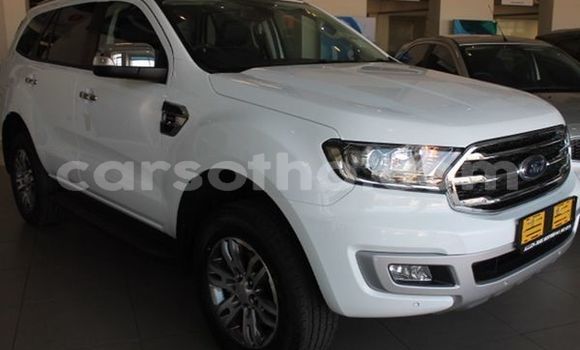 Buy Used Ford Everest White Car in Maputsoa in Leribe Buy Used Ford Everest White Car in Maputsoa in Leribe