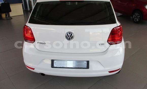 Acheter Occasion Voiture Volkswagen Polo Blanc à Maseru, Maseru Acheter Occasion Voiture Volkswagen Polo Blanc à Maseru, Maseru