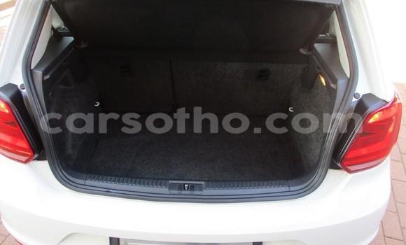 Acheter Occasion Voiture Volkswagen Polo Blanc à Maseru, Maseru Acheter Occasion Voiture Volkswagen Polo Blanc à Maseru, Maseru