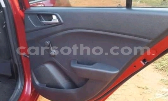 Acheter Occasion Voiture Hyundai i20 Rouge à Roma, Maseru Acheter Occasion Voiture Hyundai i20 Rouge à Roma, Maseru