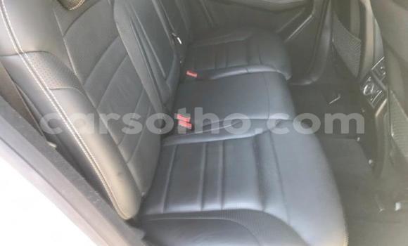 Acheter Occasion Voiture Mercedes-Benz ML–Class Blanc à Maseru, Maseru Acheter Occasion Voiture Mercedes-Benz ML–Class Blanc à Maseru, Maseru