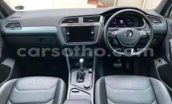 Sayi Na hannu Volkswagen Tiguan White Mota in Maseru a Maseru Sayi Na hannu Volkswagen Tiguan White Mota in Maseru a Maseru