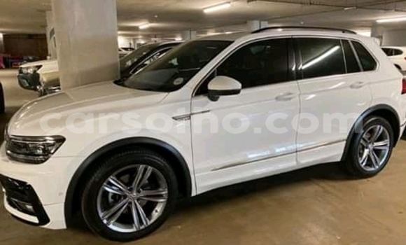 Sayi Na hannu Volkswagen Tiguan White Mota in Maseru a Maseru Sayi Na hannu Volkswagen Tiguan White Mota in Maseru a Maseru