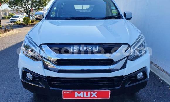 Acheter Occasion Voiture Isuzu D–MAX Blanc à Maseru, Maseru Acheter Occasion Voiture Isuzu D–MAX Blanc à Maseru, Maseru