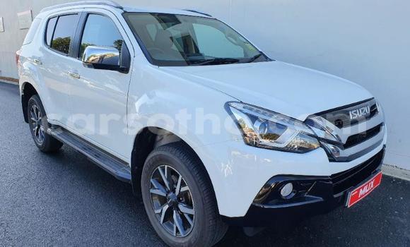 Acheter Occasion Voiture Isuzu D–MAX Blanc à Maseru, Maseru Acheter Occasion Voiture Isuzu D–MAX Blanc à Maseru, Maseru