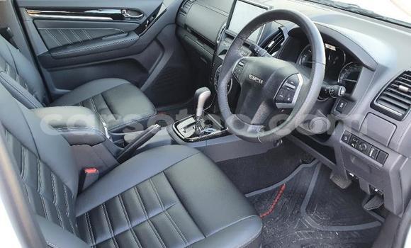 Acheter Occasion Voiture Isuzu D–MAX Blanc à Maseru, Maseru Acheter Occasion Voiture Isuzu D–MAX Blanc à Maseru, Maseru