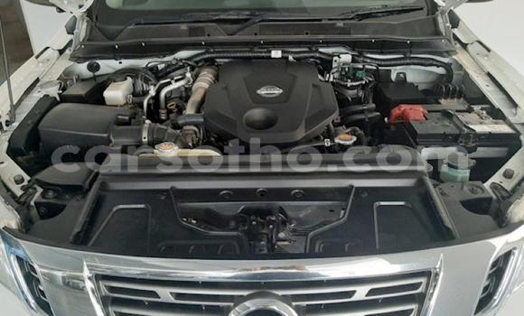 Acheter Occasion Voiture Nissan Navara Blanc à Maseru, Maseru Acheter Occasion Voiture Nissan Navara Blanc à Maseru, Maseru