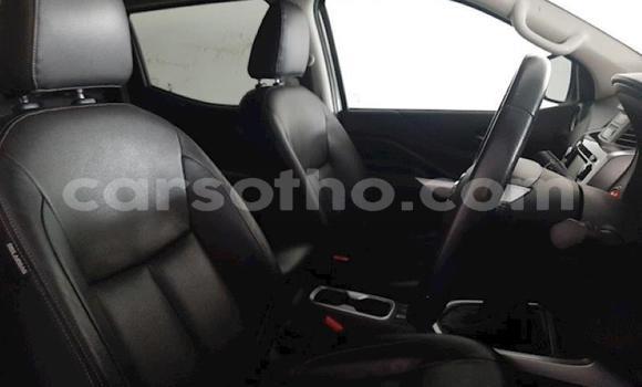 Acheter Occasion Voiture Nissan Navara Blanc à Maseru, Maseru Acheter Occasion Voiture Nissan Navara Blanc à Maseru, Maseru