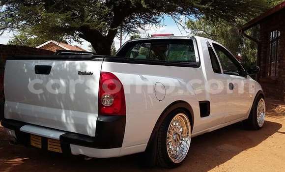 اشتري مستعمل Opel Corsa White سيارة في Maseru في Maseru اشتري مستعمل Opel Corsa White سيارة في Maseru في Maseru