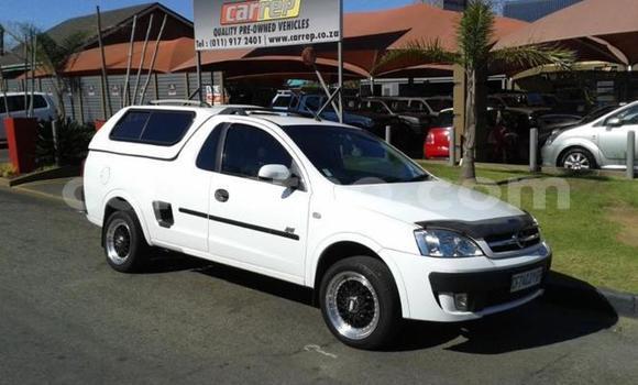 Buy Used Opel Corsa White Car in Mafeteng in Mafeteng Buy Used Opel Corsa White Car in Mafeteng in Mafeteng