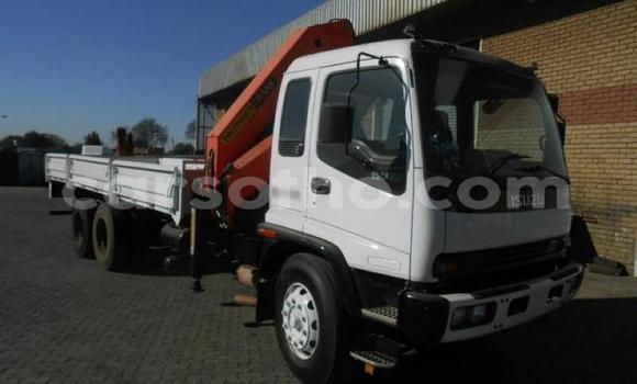 Acheter Occasion Utilitaire Isuzu FTR 850 Blanc à Maseru, Maseru Acheter Occasion Utilitaire Isuzu FTR 850 Blanc à Maseru, Maseru