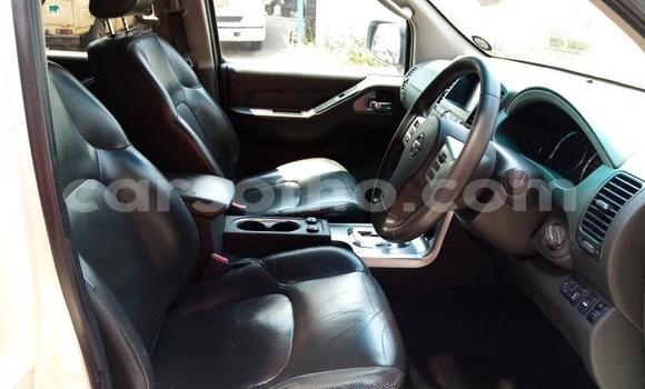 Acheter Occasion Voiture Nissan Pathfinder Blanc à Maseru, Maseru Acheter Occasion Voiture Nissan Pathfinder Blanc à Maseru, Maseru