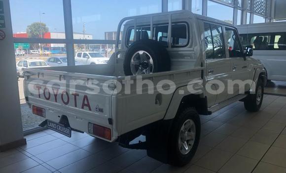 Acheter Occasion Voiture Toyota Land Cruiser Marron à Maseru, Maseru Acheter Occasion Voiture Toyota Land Cruiser Marron à Maseru, Maseru