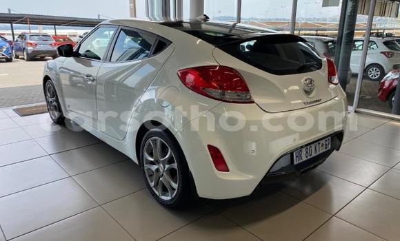 Acheter Occasion Voiture Hyundai Veloster Blanc à Maseru, Maseru Acheter Occasion Voiture Hyundai Veloster Blanc à Maseru, Maseru